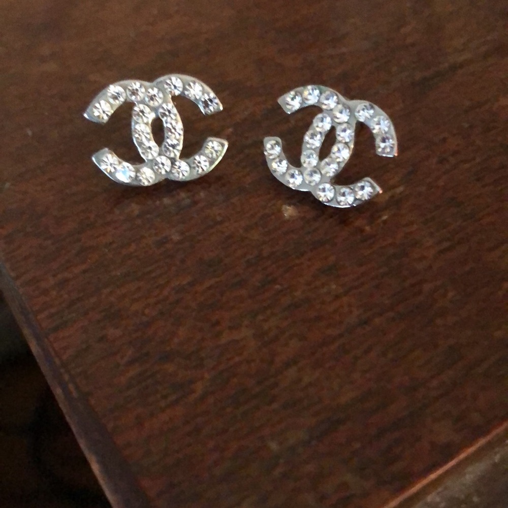 Pretty Silver & Crystal Earrings